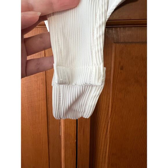 Edikted Women's High Cut Ribbed V Neck Sleeveless Bodysuit White Size XS - Picture 5 of 11